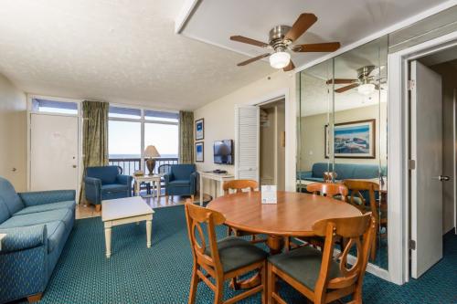 Willow Bay Resort — photo 33 of 43